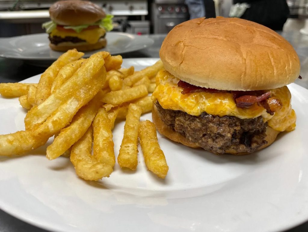 Bills-Grill-on-Nash-3-1.jpg